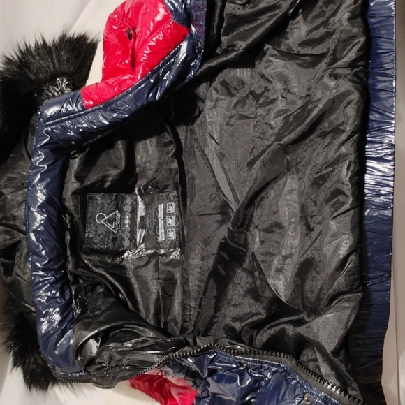 SALE! Awaknd Land All Season Weather Collection 8 Ball Puffer Coat Sz.M - Picture 16 of 16